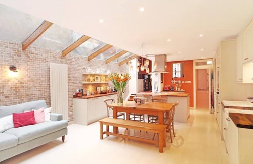 Shepherd's Bush House | Stunningly refurbished Victorian family home