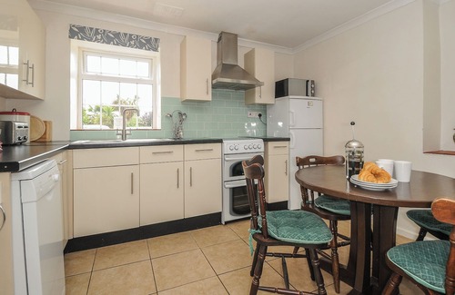 Mullion Cottage | STY COTTAGE, pet friendly, country holiday cottage in Mullion