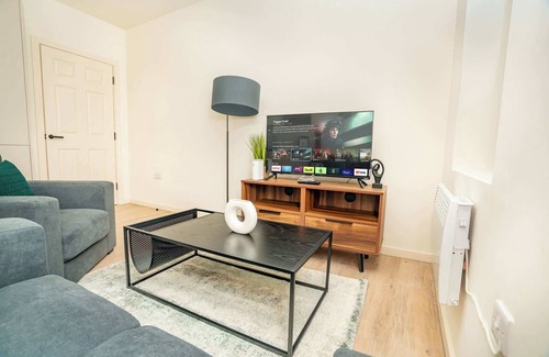 Newark Apartment | Stylish 1 Bed Apartment in Central Newark