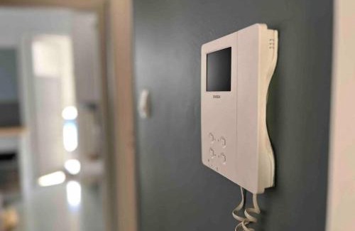 Ilisia Apartment | Stylish 1-BEDROOM Apartment Central & Cozy!