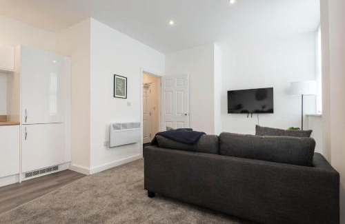Hull Old Town Apartment | Stylish 1 Bedroom Apartment in Central Hull