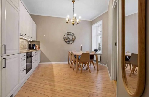 Skoyen Apartment | Stylish 1-bedroom Oslo apartment