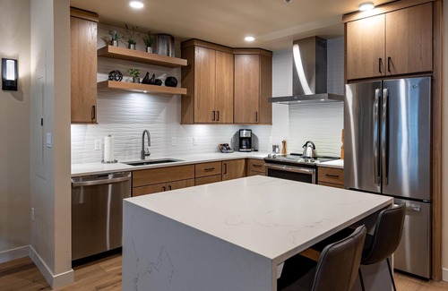 Tamarack Resort Condo | Stylish 1 BR Condo in The Village| Ideally located