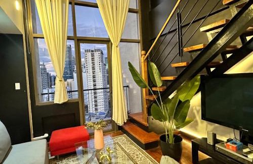 San Lorenzo Apartment | Stylish 100 SQM 3BR Loft Near Greenbelt Makati