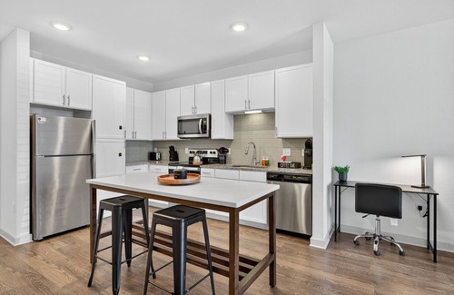 Arlington Apartment | Stylish 1BR Apt/King Bed/ Pool/Close to Beach