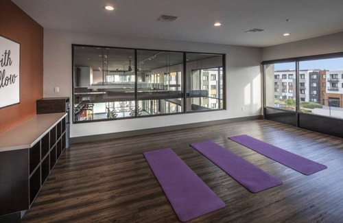 Menlo Park Condo | Stylish 1BR Condo in Silicon Valley