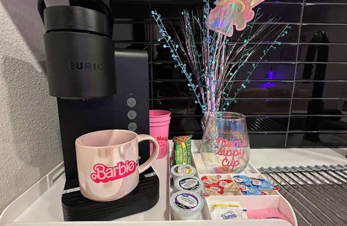 McNeil Apartment | Stylish 1BR N. Austin Stay | Pool & Gym