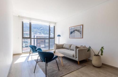 Chico Norte Apartment | Stylish 1BR with Great View in Chico