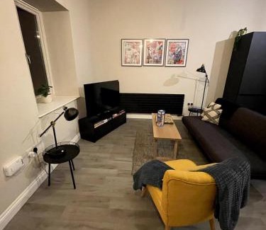 Thetford House | Stylish 2-Bed Home Near A11