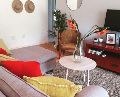 Windermere Apartment | Stylish 2 bed on Florida Rd Amazing location!