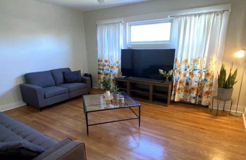 Irvington Apartment | Stylish 2-bedroom apartment