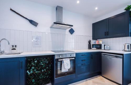 Buxton Apartment | Stylish 2 Bedroom Apartment in Heart of Buxton