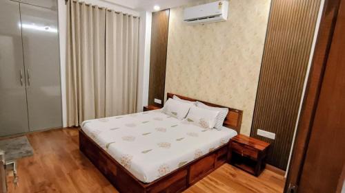 Dehradun Apartment | Stylish 2 BHK Near ISBT & Rajpur Road