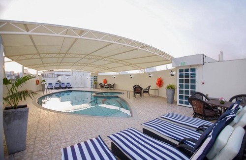 Al Muraqqabat Apartment | Stylish 2 BR Near Clock Tower Deira Dubai