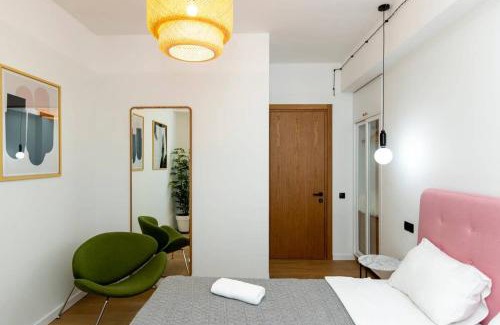 Sololaki Apartment | Stylish 2BR apt w huge terrace in Old Tbilisi