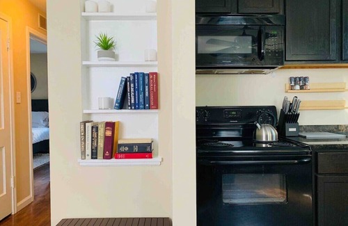 Ferndale House | Stylish 2BR Home in Ferndale