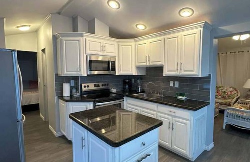 Port Isabel House | Stylish 2BR Resort Home w Patio near the Bay