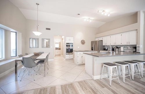 Green Valley North House | Stylish 4 Bed, 3 Bath in Henderson/Green Valley!
