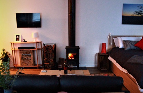 Katoomba Cottage | Stylish and charming cottage Blue Mountains - La Pineta Garden Studio Katoomba