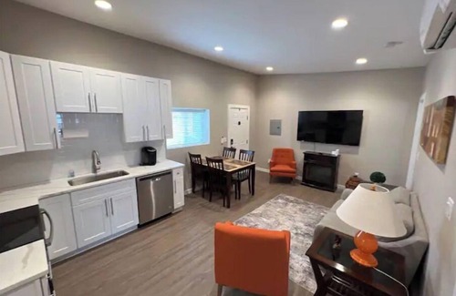 Brighton Apartment | Stylish and cozy 2 bed