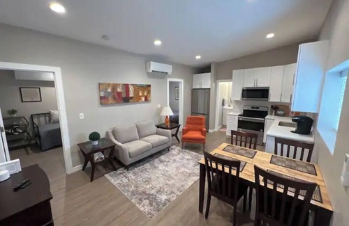 Brighton Apartment | Stylish and cozy 2 bed