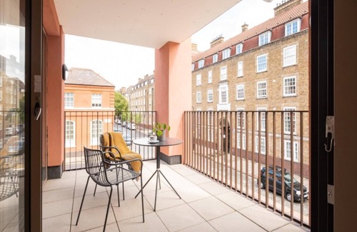 Somers Town Apartment | Stylish and Modern Two Bedroom near Regents Park