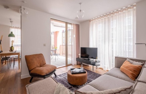 Somers Town Apartment | Stylish and Modern Two Bedroom near Regents Park