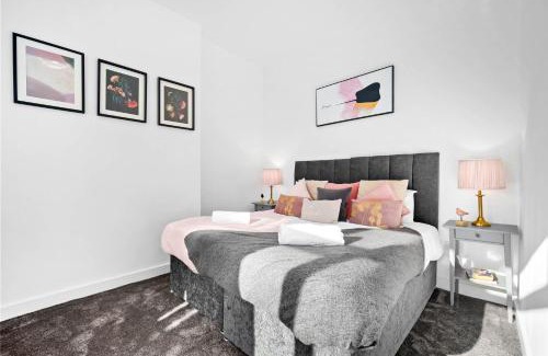 King's Heath Apartment | Stylish Apartment - Fast WiFi - Netflix - On Street Parking 1BR