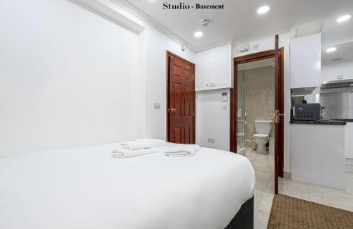 Avonmore and Brook Green Apartment | Stylish Apartment Kensington