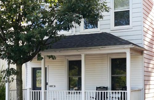 Lewisburg Apartment | Stylish Apt Walk to Shops, Dining, and Bucknell