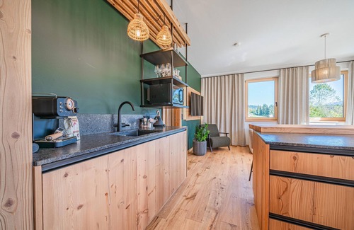 Schonbach Apartment | Stylish time-out with a private sauna