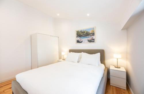 Sao Jose Apartment | Stylish Avenida Apartment