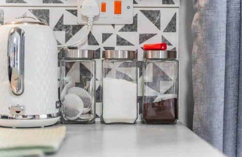 Birmingham City Centre Apartment | Stylish Birmingham Apartment with Fast WIFI