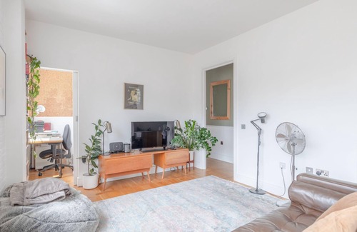Southwark Apartment | Stylish & Bright 1BD Flat - Peckham