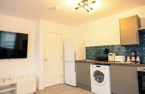 Plasnewydd Apartment | Stylish Cardiff Flats Near Uni City Centre