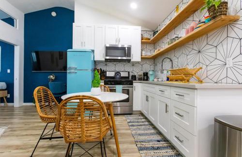 San Clemente Apartment | Stylish Casita min from the beach !