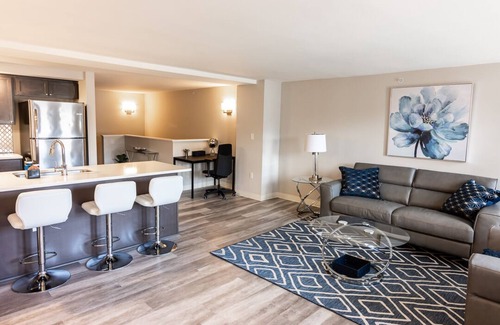 Playhouse Square Apartment | Stylish Chic Downtown Apartment