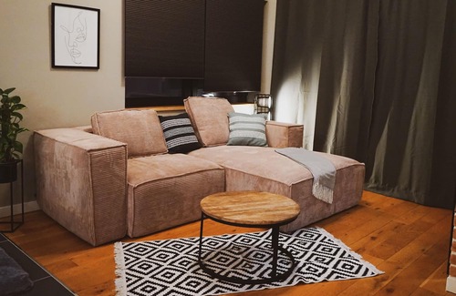 Mitte Apartment | Stylish city loft with a private whirlpool near the Moselle