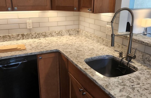 Warren Condo | Stylish Condo at Sugarbush Mountain