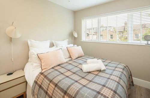 Stroud Green Apartment | Stylish Crouch End 2B2B Flat - Sleeps 4