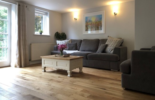 Aveton Gifford House | Stylish Devon cottage nr Bantham - ***Last Minute discount for 6-13 August***