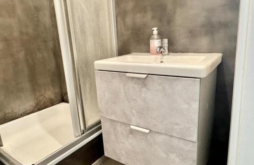 Favoriten Apartment | Stylish Flat in Heart of Vienna