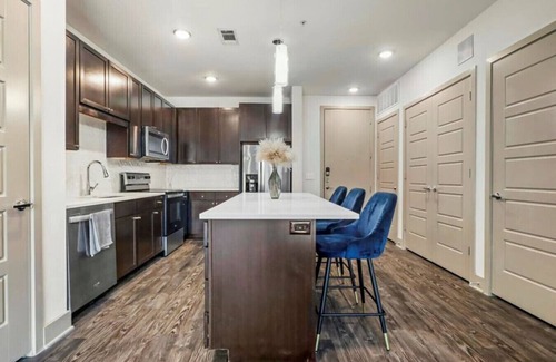 Frisco Square Apartment | Stylish Frisco 2BR 2BA - WiFi, Gym, Pool - Vacation and Corporate Ready