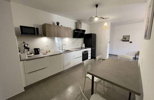 La Croix-Valmer Apartment | Stylish Garden Apartment with Pool, 500m from Beach, Sleeps 4