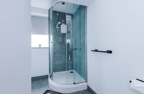 Warrington Apartment | Stylish Ground Floor Flat Warrington By Prime Stay
