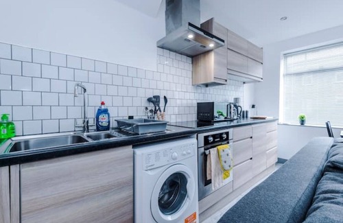 Warrington Apartment | Stylish Ground Floor Flat Warrington By Prime Stay