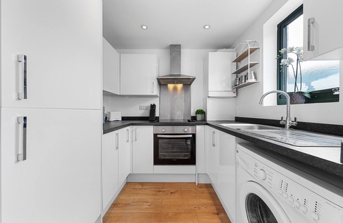 Hemel Hempstead Apartment | Stylish Ground Floor Apartment in Hertfordshire