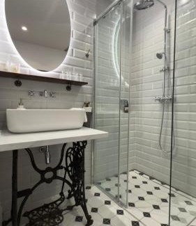 Nowe Miasto Apartment | Stylish Historic Flat, Koźla 24-26, Warsaw Old Town