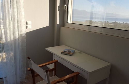 Aigialeia Villa | Stylish holiday house with sea view