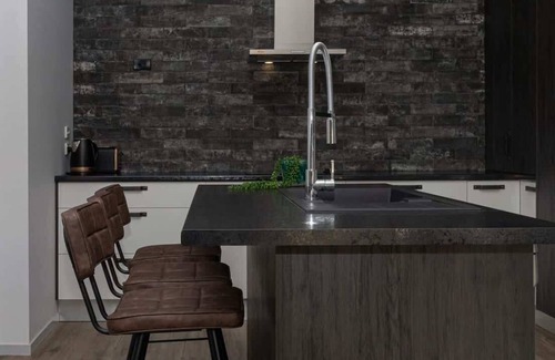 New Plymouth Apartment | Stylish Industrial Studio in New Plymouth